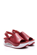 Kadın Aır Tabanlı Comfort Sandalet | Derimod Kadın Aır Tabanlı Comfort Sandalet | Derimod