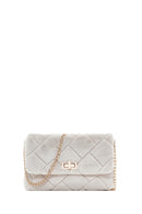 Kadın Krem Zincir Askılı Peluş Çapraz Çanta | Derimod Kadın Krem Zincir Askılı Peluş Çapraz Çanta | Derimod