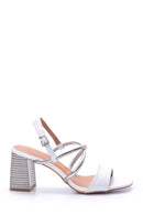 Kadın Gümüş Detaylı Topuklu Ayakkabı | Derimod Kadın Gümüş Detaylı Topuklu Ayakkabı | Derimod