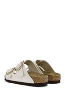 Birkenstock Kadın Beyaz Arizona Big Buckle Bf Graceful Çift Bantlı Metalik Terlik | Derimod Birkenstock Kadın Beyaz Arizona Big Buckle Bf Graceful Çift Bantlı Metalik Terlik | Derimod