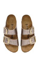 Birkenstock Kadın Vizon Arizona Bf Çift Tokalı Metalik Terlik | Derimod Birkenstock Kadın Vizon Arizona Bf Çift Tokalı Metalik Terlik | Derimod