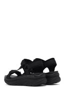 Skechers Women's Black D'lux Walker - Pretty Field Chunky Sole Sandal | Derimod Skechers Women's Black D'lux Walker - Pretty Field Chunky Sole Sandal | Derimod