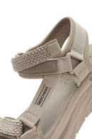 Skechers Kadın Bej D'lux Walker - Pretty Field Kalın Tabanlı Sandalet | Derimod Skechers Kadın Bej D'lux Walker - Pretty Field Kalın Tabanlı Sandalet | Derimod