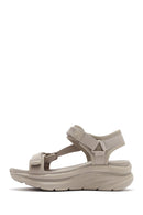 Skechers Women's Beige D'lux Walker - Pretty Field Chunky Sole Sandal | Derimod Skechers Women's Beige D'lux Walker - Pretty Field Chunky Sole Sandal | Derimod