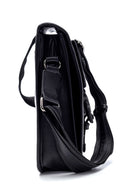 Men's Knitted Detailed Messenger Bag | Derimod Men's Knitted Detailed Messenger Bag | Derimod