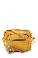 Women's Accessory Detailed Crossbody Bag | Derimod Women's Accessory Detailed Crossbody Bag | Derimod