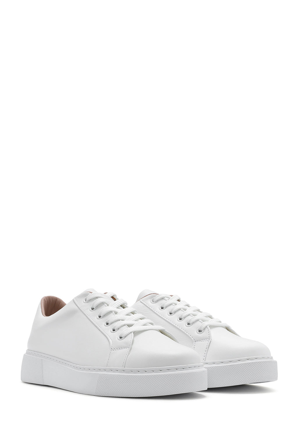 Kadın Beyaz Bağcıklı Deri Sneaker