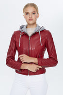 Santa Fe Kadın Kırmızı Kapüşonlu Deri Mont | Derimod Santa Fe Kadın Kırmızı Kapüşonlu Deri Mont | Derimod