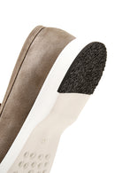 Erkek Vizon Süet Deri Tokalı Spor Loafer | Derimod Erkek Vizon Süet Deri Tokalı Spor Loafer | Derimod