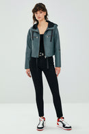 Stella Kadın Petrol Yeşili Oversize Kapüşonlu Kısa Deri Ceket | Derimod Stella Kadın Petrol Yeşili Oversize Kapüşonlu Kısa Deri Ceket | Derimod