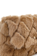Kadın Camel Uzun Zincir Askılı Peluş Çapraz Çanta | Derimod Kadın Camel Uzun Zincir Askılı Peluş Çapraz Çanta | Derimod