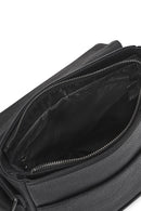 Men's Black Leather Crossbody Bag | Derimod Men's Black Leather Crossbody Bag | Derimod