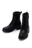 Kadın Siyah Fermuarlı Postal Bot | Derimod Kadın Siyah Fermuarlı Postal Bot | Derimod