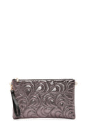 Women's Bronze Long Chain Strap Quilted Clutch Bag | Derimod Women's Bronze Long Chain Strap Quilted Clutch Bag | Derimod