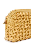 Kadın Sarı Uzun Zincir Askılı Örgü Çapraz Çanta | Derimod Kadın Sarı Uzun Zincir Askılı Örgü Çapraz Çanta | Derimod