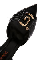 Kadın Siyah Bilekten Bantlı İnce Topuklu Deri Sandalet | Derimod Kadın Siyah Bilekten Bantlı İnce Topuklu Deri Sandalet | Derimod