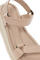 Kadın Bej Bilekten Bantlı Deri Comfort Sandalet | Derimod Kadın Bej Bilekten Bantlı Deri Comfort Sandalet | Derimod