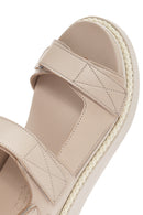 Kadın Bej Bantlı Deri Comfort Sandalet | Derimod Kadın Bej Bantlı Deri Comfort Sandalet | Derimod