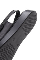 Kadın Siyah Bilekten Bantlı Çift Tokalı Deri Comfort Sandalet | Derimod Kadın Siyah Bilekten Bantlı Çift Tokalı Deri Comfort Sandalet | Derimod