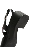 Kadın Siyah Kalın Kısa Topuklu Bilekten Bantlı Deri Sandalet | Derimod Kadın Siyah Kalın Kısa Topuklu Bilekten Bantlı Deri Sandalet | Derimod