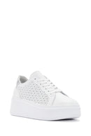 Kadın Beyaz Kalın Tabanlı Bağcıklı Deri Sneaker | Derimod Kadın Beyaz Kalın Tabanlı Bağcıklı Deri Sneaker | Derimod