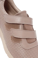 Kadın Vizon Kalın Topuklu Deri Comfort Ayakkabı | Derimod Kadın Vizon Kalın Topuklu Deri Comfort Ayakkabı | Derimod