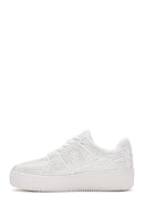 Women's White Thick Soled Stone Sneaker | Derimod Women's White Thick Soled Stone Sneaker | Derimod