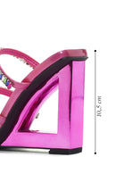 Kadın Pembe Taşlı Dolgu Topuklu Terlik | Derimod Kadın Pembe Taşlı Dolgu Topuklu Terlik | Derimod