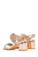 Kadın Pembe Bilekten Bantlı Kalın Orta Topuklu Örgü Desenli Sandalet | Derimod Kadın Pembe Bilekten Bantlı Kalın Orta Topuklu Örgü Desenli Sandalet | Derimod