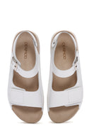 Kadın Beyaz Bilekten Bantlı Deri Comfort Sandalet | Derimod Kadın Beyaz Bilekten Bantlı Deri Comfort Sandalet | Derimod