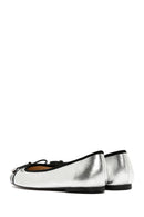 Kadın Gümüş Toka Detaylı Deri Babet | Derimod Kadın Gümüş Toka Detaylı Deri Babet | Derimod