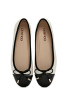 Kadın Krem Toka Detaylı Deri Babet | Derimod Kadın Krem Toka Detaylı Deri Babet | Derimod