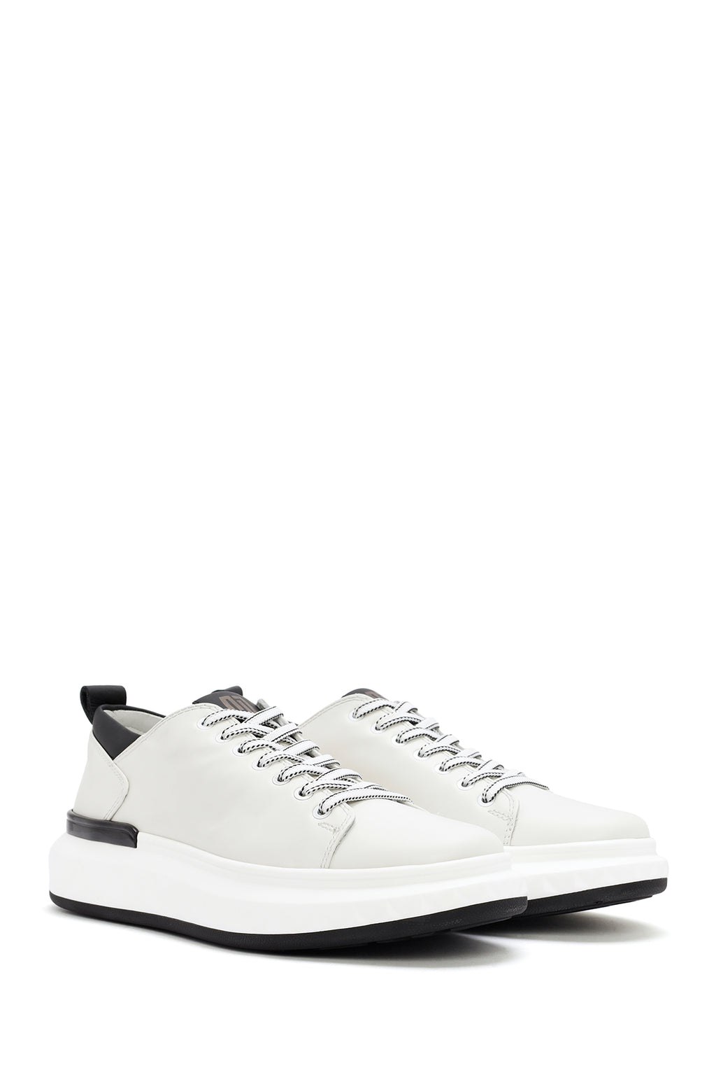 Erkek Beyaz Kalın Tabanlı Bağcıklı Deri Sneaker