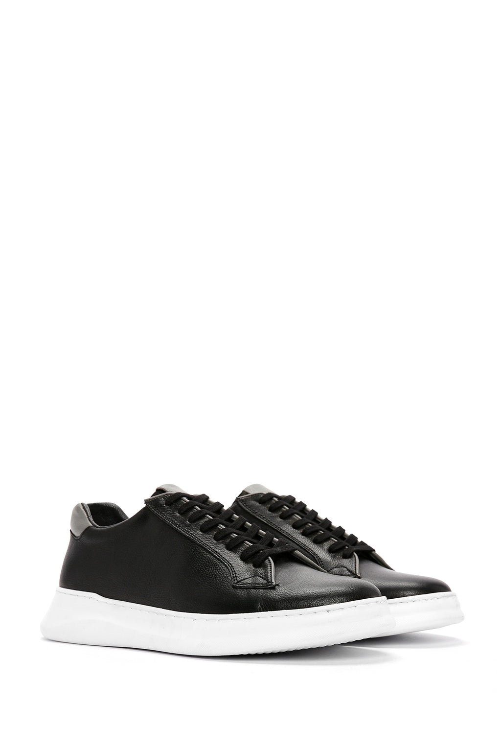 Erkek Siyah Bağcıklı Deri Sneaker