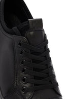 Erkek Siyah Kalın Tabanlı Bağcıklı Deri Sneaker | Derimod Erkek Siyah Kalın Tabanlı Bağcıklı Deri Sneaker | Derimod
