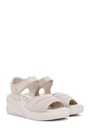 Kadın Krem Dolgu Topuklu Bilekten Bantlı Comfort Sandalet | Derimod Kadın Krem Dolgu Topuklu Bilekten Bantlı Comfort Sandalet | Derimod