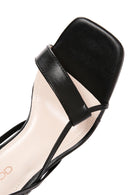 Kadın Siyah Bilekten Bantlı Topuklu Deri Ayakkabı | Derimod Kadın Siyah Bilekten Bantlı Topuklu Deri Ayakkabı | Derimod