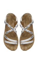 Kadın Gümüş Bilekten Bantlı Kalın Tabanlı Sandalet | Derimod Kadın Gümüş Bilekten Bantlı Kalın Tabanlı Sandalet | Derimod