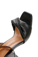 Kadın Siyah Bilekten Bantlı Topuklu Sandalet | Derimod Kadın Siyah Bilekten Bantlı Topuklu Sandalet | Derimod