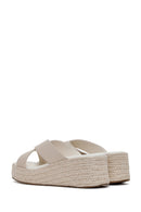 Kadın Bej Hasır Dolgu Topuklu Terlik | Derimod Kadın Bej Hasır Dolgu Topuklu Terlik | Derimod