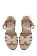 Kadın Bej Bilekten Bantlı Kalın Tabanlı Sandalet | Derimod Kadın Bej Bilekten Bantlı Kalın Tabanlı Sandalet | Derimod