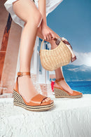 Kadın Taba Bilekten Bantlı Dolgu Topuklu Sandalet | Derimod Kadın Taba Bilekten Bantlı Dolgu Topuklu Sandalet | Derimod