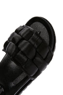 Kadın Siyah Kalın Tabanlı Örgü Desenli Terlik | Derimod Kadın Siyah Kalın Tabanlı Örgü Desenli Terlik | Derimod