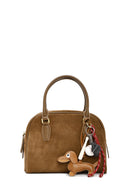 Kadın Taba Uzun Askılı Aksesuarlı Süet Deri Kol Çantası | Derimod Kadın Taba Uzun Askılı Aksesuarlı Süet Deri Kol Çantası | Derimod