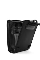 D-Pack Unisex Siyah Çapraz Çanta | Derimod D-Pack Unisex Siyah Çapraz Çanta | Derimod