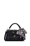 Kadın Siyah Uzun Askılı Kroko Desenli Klasik Kol Çantası | Derimod Kadın Siyah Uzun Askılı Kroko Desenli Klasik Kol Çantası | Derimod