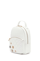 Kadın Beyaz Aksesuarlı Kapitone Sırt Çantası | Derimod Kadın Beyaz Aksesuarlı Kapitone Sırt Çantası | Derimod