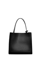 Kadın Siyah Aksesuarlı Kol Çantası | Derimod Kadın Siyah Aksesuarlı Kol Çantası | Derimod