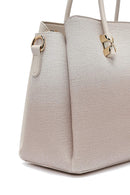 Kadın Krem Uzun Askılı Baskılı Kol Çantası | Derimod Kadın Krem Uzun Askılı Baskılı Kol Çantası | Derimod