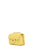 Kadın Sarı Uzun Askılı Kapitone Mini Çapraz Çanta | Derimod Kadın Sarı Uzun Askılı Kapitone Mini Çapraz Çanta | Derimod